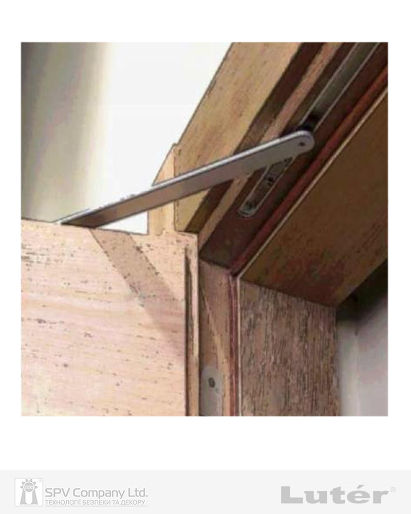 Фото Утримувач  дверей LUTER 033H  Black врізний, прихованого типу в інтернет-магазині lock.ua